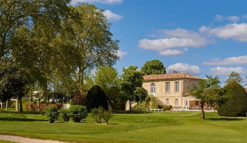 Club-house et jardin du golf — Golf Bordelais