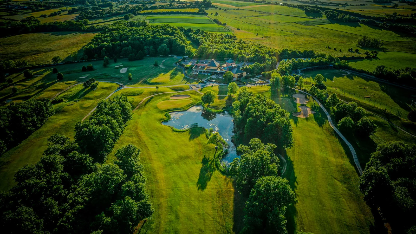 Vue générale aérienne du Golf de Preisch