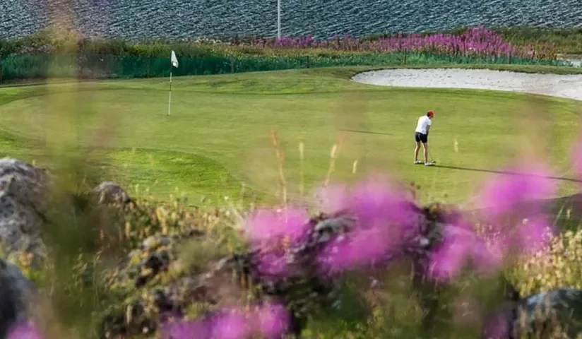 Vue du parcours — Golf du Lac de Tignes