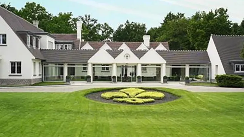 Golf Lys Chantilly — club-house
