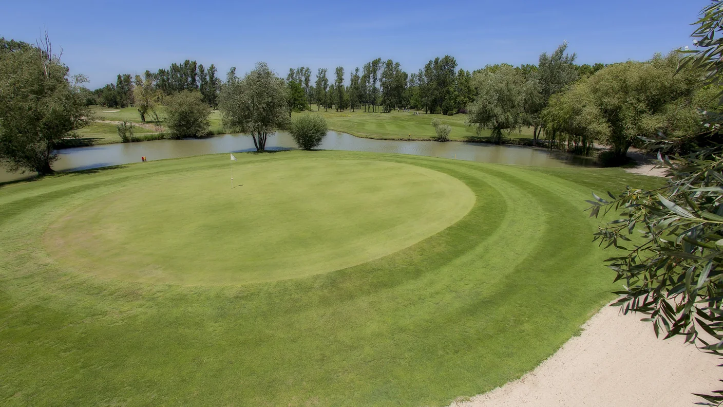 Golf d’Avignon Châteaublanc — photographie du parcours
